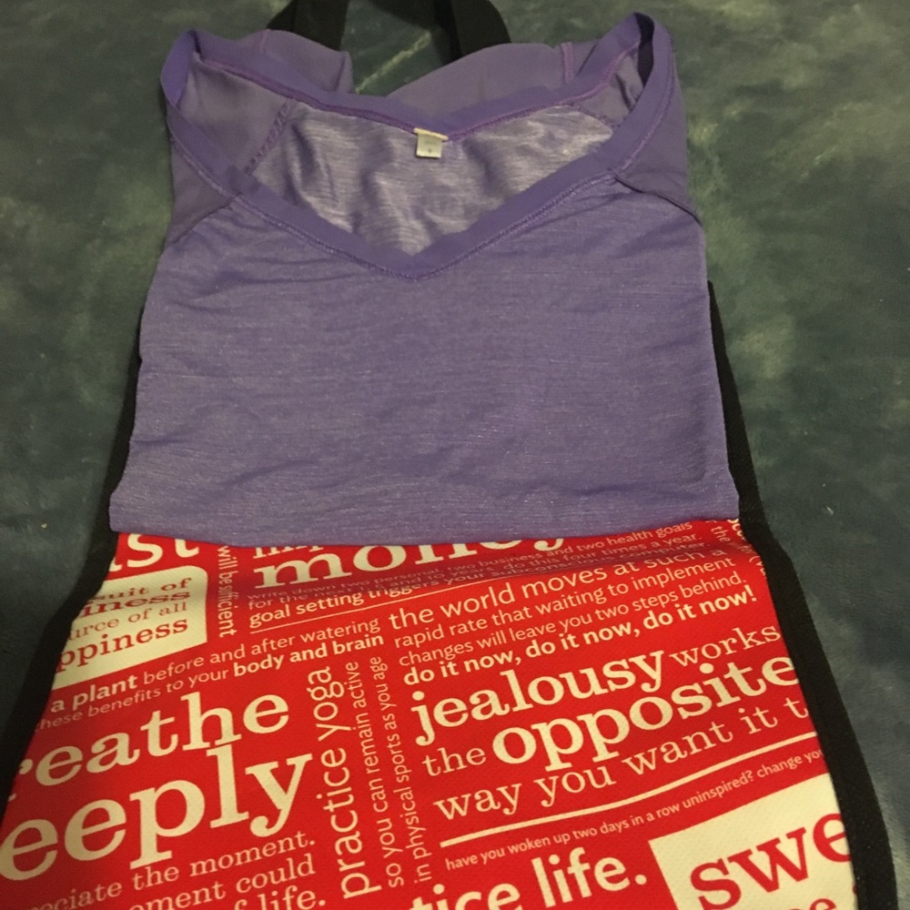 Lululemon Top!!